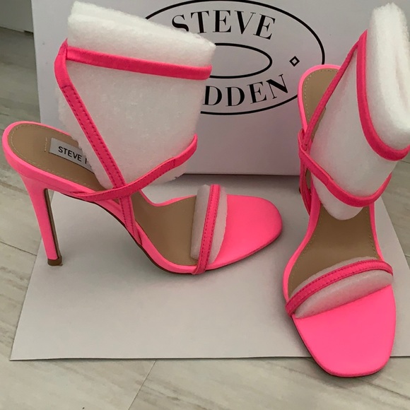 Steve Madden Shoes - Steve Madden strappy stiletto heels